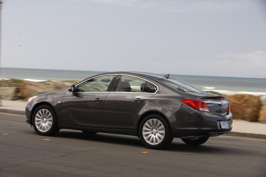  Buick Regal 2011 года  (фото 51 из 77)